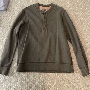 LL Bean Signature Slim Fit Shirt/ Sweater